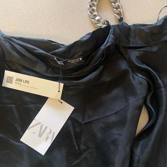 NWT Zara Satin Effect Asymmetric Chain Shoulder Top - Picture 6 of 8